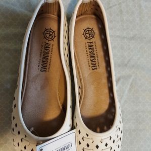 NWOT Harborsides  flat shoes size 9 ,memory foam